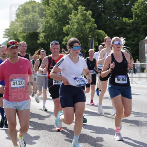 29.06.2025 - hella hamburg halbmarathon Jannik Wohlers http://msf.ph/oto/8261661 29.06.2025 09:58:20 Lombardsbrücke 1410, 1727, 1946, 1951, 2518, 2840, 2883, 2907, 3334, 3819, 3952, 4120, 4152, 4167, 5077, 5084, 5259, 5378, 6294, 6592, 6657, 6759, 6877, 7082, 7369, 7716, 7732, 8068, 8322, 8639, 8721, 9727, 9770, 10724, 11212, 11214, 11638, 11976, 12362, 12483, 12526, 12632, 12633, 12735, 13397, 13465, 13470, 13654, 13694, 13706, 13880, 13997, 14266, 14355, 14363, 14368, 14702, 15275, 15389, 15497, 15506, 15523, 15727, 15854, 16108, 16176, 16470, 16830, 17181, 17346, 17348, 17491 meine-sportfotos.de