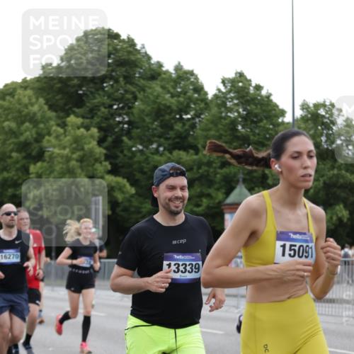 29.06.2025 - hella hamburg halbmarathon Jannik Wohlers http://msf.ph/oto/8261724 29.06.2025 10:32:52 Lombardsbrücke 1324, 1764, 2038, 2054, 2085, 2838, 3341, 3812, 3871, 4030, 4164, 4445, 4650, 5180, 5581, 5917, 6773, 8595, 9289, 9591, 9592, 9780, 11229, 11713, 11826, 12039, 12812, 12813, 13339, 14085, 15091, 15815, 15885, 15951, 15957, 15964, 16246, 16270, 16391, 17135, 18409, 18742, 18743, 18951 meine-sportfotos.de