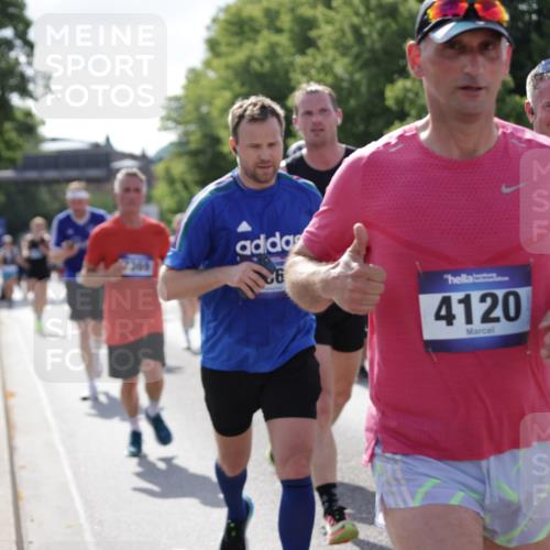 29.06.2025 - hella hamburg halbmarathon Jannik Wohlers http://msf.ph/oto/8261814 29.06.2025 09:58:21 Lombardsbrücke 1410, 1727, 1946, 1951, 2518, 2840, 2883, 2907, 3334, 3819, 3952, 4120, 4152, 4167, 5077, 5084, 5259, 5378, 6294, 6592, 6657, 6759, 6877, 7082, 7369, 7716, 7732, 8068, 8322, 8639, 8721, 9727, 9770, 10724, 11212, 11214, 11638, 11976, 12362, 12483, 12526, 12632, 12633, 13397, 13465, 13470, 13654, 13694, 13706, 13880, 13997, 14266, 14355, 14363, 14368, 14702, 15275, 15389, 15497, 15506, 15523, 15727, 15854, 16108, 16176, 16470, 16830, 17181, 17346, 17348, 17491 meine-sportfotos.de