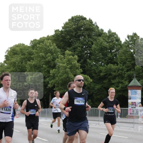 29.06.2025 - hella hamburg halbmarathon Jannik Wohlers http://msf.ph/oto/8261883 29.06.2025 10:32:52 Lombardsbrücke 1324, 1764, 2038, 2054, 2085, 2838, 3341, 3812, 3871, 4030, 4164, 4445, 4650, 5180, 5581, 5917, 6773, 8595, 9289, 9591, 9592, 9780, 11229, 11713, 11826, 12039, 12812, 12813, 13339, 14085, 15091, 15815, 15885, 15951, 15957, 15964, 16246, 16270, 16391, 17135, 18409, 18742, 18743, 18951 meine-sportfotos.de