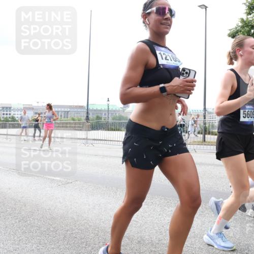 29.06.2025 - hella hamburg halbmarathon Lena Gebhardt http://msf.ph/oto/8262053 29.06.2025 10:34:30 Lombardsbrücke 1025, 1672, 2023, 2265, 2412, 2464, 2496, 2510, 2511, 2526, 2801, 2933, 3130, 3145, 3420, 3829, 3848, 4540, 4824, 4826, 5453, 5609, 6034, 6105, 6171, 6329, 6571, 6574, 6843, 7020, 7324, 7329, 7386, 7644, 7733, 8277, 8349, 8705, 8965, 9122, 9164, 9379, 9448, 9514, 10335, 10360, 10564, 10674, 11122, 11245, 11872, 12164, 12382, 13957, 15477, 16238, 16311, 16390, 16682, 16919, 17230, 18158, 18941 meine-sportfotos.de