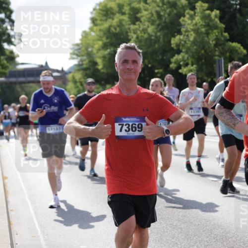 29.06.2025 - hella hamburg halbmarathon Jannik Wohlers http://msf.ph/oto/8262130 29.06.2025 09:58:22 Lombardsbrücke 1410, 1485, 1727, 1946, 1951, 2518, 2840, 2883, 2907, 3334, 3819, 3952, 4120, 4152, 4167, 5077, 5084, 5378, 6294, 6592, 6657, 6759, 6877, 7082, 7369, 7716, 7732, 8068, 8322, 8639, 8721, 9727, 9770, 10724, 11212, 11638, 11976, 12135, 12362, 12483, 12526, 12632, 13397, 13465, 13470, 13654, 13694, 13706, 13880, 13997, 14266, 14355, 14363, 14368, 14702, 15275, 15497, 15506, 15523, 15727, 15854, 16108, 16292, 16470, 16830, 17181, 17346, 17348, 17491 meine-sportfotos.de