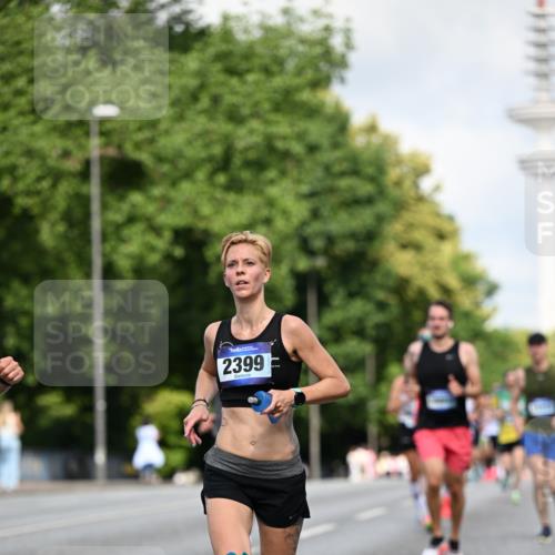 29.06.2025 - hella hamburg halbmarathon Dr. Thomas Lammeyer http://msf.ph/oto/8262229 29.06.2025 09:52:05 Kennedybrücke 1290, 1505, 1710, 2262, 2399, 3480, 3547, 4062, 4359, 4381, 5003, 5307, 5554, 5709, 6993, 7152, 7154, 8002, 8121, 8571, 8933, 9403, 10190, 10738, 10852 meine-sportfotos.de