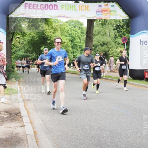 29.06.2025 - hella hamburg halbmarathon MichiJ http://msf.ph/oto/8262439 29.06.2025 10:54:04 Zwischen KM18-KM19 1729, 3062, 3225, 4066, 6453, 8909, 11755, 12005, 12912, 13042, 13732, 13857 meine-sportfotos.de