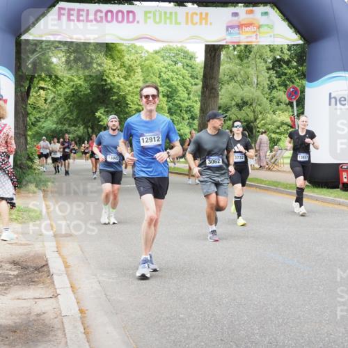 29.06.2025 - hella hamburg halbmarathon MichiJ http://msf.ph/oto/8262490 29.06.2025 10:54:04 Zwischen KM18-KM19 1729, 3062, 3225, 4066, 6453, 8909, 11755, 12005, 12912, 13042, 13732, 13857 meine-sportfotos.de