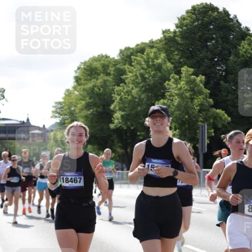 29.06.2025 - hella hamburg halbmarathon Jannik Wohlers http://msf.ph/oto/8262525 29.06.2025 09:58:27 Lombardsbrücke 1410, 1485, 1715, 1719, 1727, 1946, 1951, 2840, 2883, 2907, 3037, 3334, 3952, 4120, 4167, 5077, 5084, 6294, 6629, 6657, 7082, 7369, 7716, 7732, 8068, 8322, 8639, 8721, 8798, 9655, 9727, 9770, 10488, 10724, 11212, 11612, 11976, 12135, 12362, 12526, 13397, 13465, 13654, 13694, 13706, 13880, 13997, 14355, 14363, 14368, 14702, 15275, 15497, 15506, 15516, 15727, 15854, 16108, 16292, 16470, 17181, 17383, 17491, 17828, 18000, 18181, 18308, 18340, 19152 meine-sportfotos.de