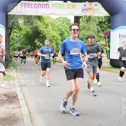 29.06.2025 - hella hamburg halbmarathon MichiJ http://msf.ph/oto/8262560 29.06.2025 10:54:04 Zwischen KM18-KM19 1729, 3062, 3225, 4066, 6453, 8909, 11755, 12005, 12912, 13042, 13732, 13857 meine-sportfotos.de