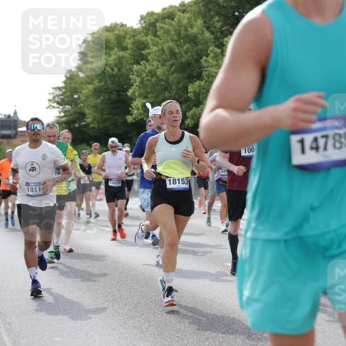 29.06.2025 - hella hamburg halbmarathon Jannik Wohlers http://msf.ph/oto/8262841 29.06.2025 09:59:35 Lombardsbrücke 1006, 1125, 1264, 1834, 1914, 2099, 2348, 2364, 2447, 2582, 2584, 2676, 2677, 2910, 3836, 4013, 4231, 4632, 4772, 4796, 5015, 5134, 5277, 5341, 6174, 6201, 6202, 6462, 6581, 6587, 6602, 6636, 6892, 7547, 7717, 7786, 7824, 8223, 8285, 8402, 8573, 8730, 9611, 10093, 10337, 10742, 10759, 10788, 11158, 11366, 11753, 11797, 11799, 12248, 12479, 12513, 13523, 13847, 13988, 13993, 14139, 14429, 14750, 14785, 14818, 15097, 15110, 15431, 16327, 17160, 17468, 17525 meine-sportfotos.de