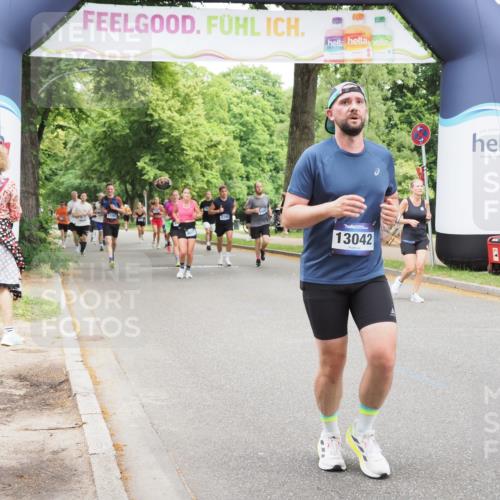 29.06.2025 - hella hamburg halbmarathon MichiJ http://msf.ph/oto/8262858 29.06.2025 10:54:06 Zwischen KM18-KM19 1729, 3062, 3225, 4066, 6453, 8909, 12005, 12912, 13042, 13732, 13857 meine-sportfotos.de