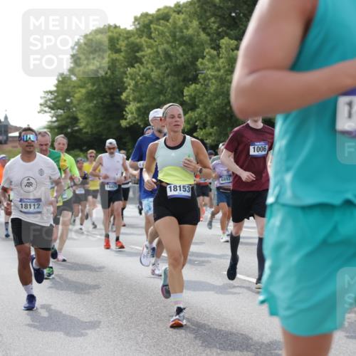 29.06.2025 - hella hamburg halbmarathon Jannik Wohlers http://msf.ph/oto/8262861 29.06.2025 09:59:35 Lombardsbrücke 1006, 1125, 1264, 1834, 1914, 2099, 2348, 2364, 2447, 2582, 2584, 2676, 2677, 2910, 3836, 4013, 4231, 4632, 4772, 4796, 5015, 5134, 5277, 5341, 6174, 6201, 6202, 6462, 6581, 6587, 6602, 6636, 6892, 7547, 7717, 7786, 7824, 8223, 8285, 8402, 8573, 8730, 9611, 10093, 10337, 10742, 10759, 10788, 11158, 11366, 11753, 11797, 11799, 12248, 12479, 12513, 13523, 13847, 13988, 13993, 14139, 14429, 14750, 14785, 14818, 15097, 15110, 15431, 16327, 17160, 17468, 17525 meine-sportfotos.de
