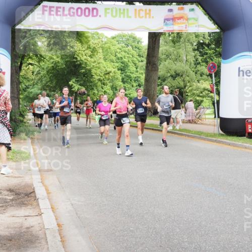 29.06.2025 - hella hamburg halbmarathon MichiJ http://msf.ph/oto/8262936 29.06.2025 10:54:08 Zwischen KM18-KM19 1729, 2628, 3062, 3225, 5605, 8909, 9007, 12005, 12912, 13042, 13732, 13857 meine-sportfotos.de