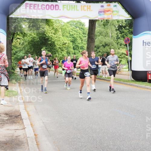 29.06.2025 - hella hamburg halbmarathon MichiJ http://msf.ph/oto/8263072 29.06.2025 10:54:09 Zwischen KM18-KM19 1729, 2628, 3062, 5605, 9007, 12912, 13042, 13732, 13857 meine-sportfotos.de