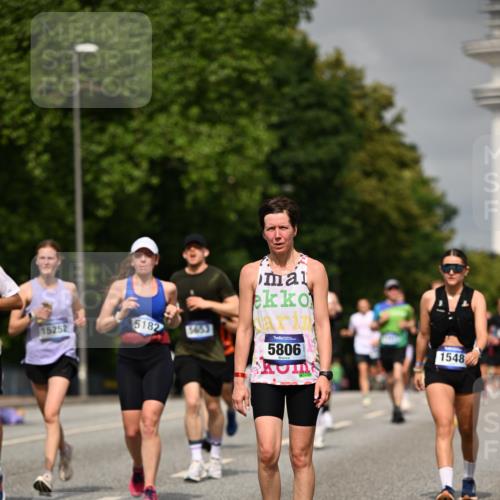 29.06.2025 - hella hamburg halbmarathon Dr. Thomas Lammeyer http://msf.ph/oto/8263167 29.06.2025 10:14:44 Kennedybrücke 1186, 1548, 1781, 2868, 4287, 5182, 5653, 5806, 8171, 8561, 8685, 9150, 9829, 10196, 11149 meine-sportfotos.de