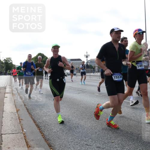 29.06.2025 - hella hamburg halbmarathon Lena Gebhardt http://msf.ph/oto/8263424 29.06.2025 09:57:10 Lombardsbrücke 1030, 1327, 1381, 1442, 1460, 1496, 1537, 1657, 1783, 1833, 2013, 2025, 2074, 2111, 2119, 2208, 2340, 2378, 2396, 2595, 2814, 2839, 2855, 2869, 2878, 3048, 3093, 3103, 3310, 3575, 3652, 3698, 3791, 4299, 4377, 4558, 4635, 4726, 4770, 4897, 5008, 5013, 5018, 5021, 5169, 5194, 5319, 5744, 5839, 6033, 6125, 6377, 6631, 6720, 6762, 6942, 7176, 7177, 7221, 7259, 7918, 8112, 8313, 8572, 8587, 8618, 8651, 8661, 8710, 8813, 8863, 8921, 8930, 9060, 9082, 9316, 9497, 10191 meine-sportfotos.de