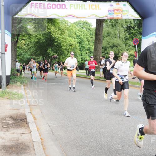29.06.2025 - hella hamburg halbmarathon MichiJ http://msf.ph/oto/8263732 29.06.2025 10:30:13 Zwischen KM18-KM19 1441, 1570, 1700, 4823, 6550, 6721, 7035, 7432, 11417, 13725, 13876, 15247, 15521, 15623, 18772, 19046 meine-sportfotos.de