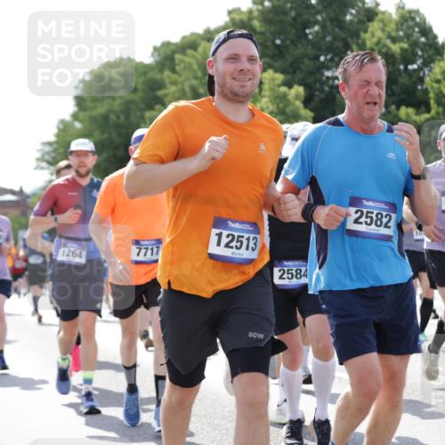 29.06.2025 - hella hamburg halbmarathon Jannik Wohlers http://msf.ph/oto/8263796 29.06.2025 09:59:41 Lombardsbrücke 1006, 1125, 1239, 1264, 1914, 2099, 2159, 2348, 2364, 2447, 2582, 2584, 2676, 2677, 2910, 3181, 3898, 4013, 4231, 4632, 4772, 4796, 5272, 5341, 6104, 6174, 6201, 6462, 6581, 6587, 6602, 6636, 6892, 7159, 7717, 7786, 7824, 8223, 8285, 8394, 8573, 8730, 9611, 10093, 10268, 10337, 10534, 10742, 10759, 10788, 11158, 11159, 11366, 11753, 11797, 11799, 11992, 12213, 12248, 12513, 13847, 13993, 14139, 14429, 14750, 14785, 15097, 15110, 15431, 16327, 17160, 17468, 17525 meine-sportfotos.de