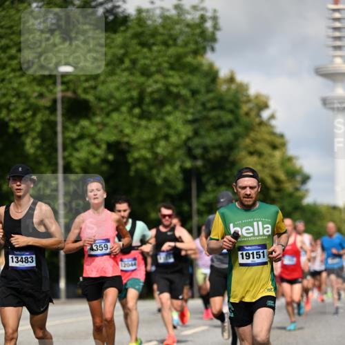 29.06.2025 - hella hamburg halbmarathon Dr. Thomas Lammeyer http://msf.ph/oto/8264218 29.06.2025 09:52:13 Kennedybrücke 1042, 1290, 1571, 2262, 2399, 3480, 3547, 4062, 4359, 4381, 5003, 5307, 5709, 6993, 7152, 7154, 7310, 7482, 8002, 8121, 8571, 8933, 9403, 9643, 10190, 10451, 10738, 10877, 11106 meine-sportfotos.de