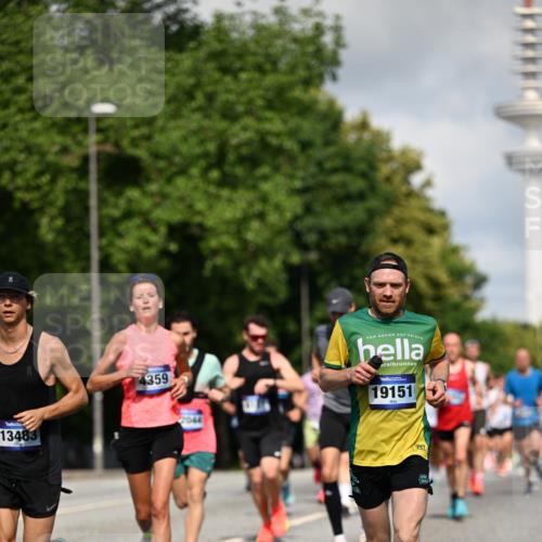 29.06.2025 - hella hamburg halbmarathon Dr. Thomas Lammeyer http://msf.ph/oto/8264252 29.06.2025 09:52:13 Kennedybrücke 1042, 1290, 1571, 2262, 2399, 3480, 3547, 4062, 4359, 4381, 5003, 5307, 5709, 6993, 7152, 7154, 7310, 7482, 8002, 8121, 8571, 8933, 9403, 9643, 10190, 10451, 10738, 10877, 11106 meine-sportfotos.de
