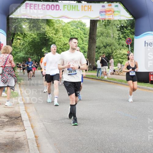29.06.2025 - hella hamburg halbmarathon MichiJ http://msf.ph/oto/8264346 29.06.2025 10:54:16 Zwischen KM18-KM19 2628, 2819, 4293, 5605, 7571, 8398, 8999, 10196, 10834, 14340, 15834, 15922, 15993, 17787 meine-sportfotos.de