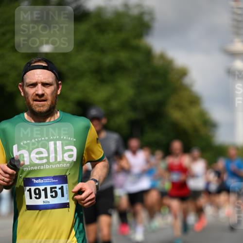 29.06.2025 - hella hamburg halbmarathon Dr. Thomas Lammeyer http://msf.ph/oto/8264566 29.06.2025 09:52:15 Kennedybrücke 1042, 1290, 1571, 2262, 2399, 3480, 3547, 4062, 4359, 4381, 5003, 5307, 6993, 7152, 7154, 7310, 7482, 8002, 8121, 8571, 9403, 9640, 9643, 10190, 10451, 10738, 10877, 11106 meine-sportfotos.de