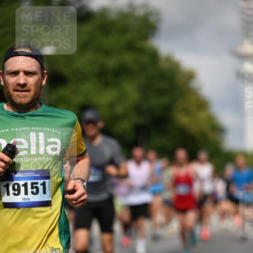 29.06.2025 - hella hamburg halbmarathon Dr. Thomas Lammeyer http://msf.ph/oto/8264620 29.06.2025 09:52:15 Kennedybrücke 1042, 1290, 1571, 2262, 2399, 3480, 3547, 4062, 4359, 4381, 5003, 5307, 6993, 7152, 7154, 7310, 7482, 8002, 8121, 8571, 9403, 9640, 9643, 10190, 10451, 10738, 10877, 11106 meine-sportfotos.de
