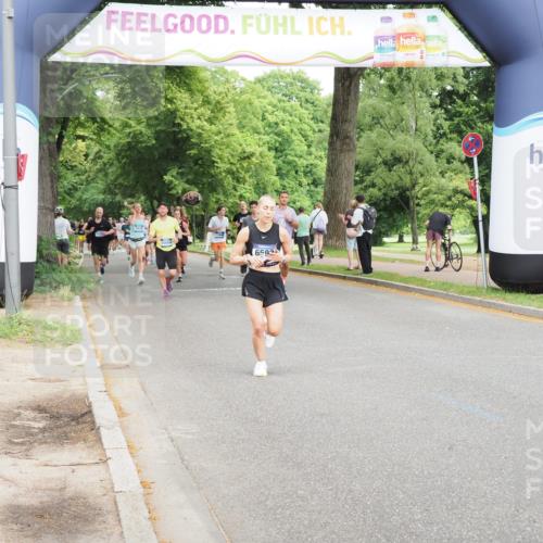 29.06.2025 - hella hamburg halbmarathon MichiJ http://msf.ph/oto/8264629 29.06.2025 10:30:24 Zwischen KM18-KM19 1209, 1256, 1763, 5987, 6593, 9365, 13196, 13714, 14346, 14484, 15351, 17882 meine-sportfotos.de