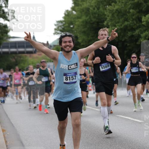 29.06.2025 - hella hamburg halbmarathon Jannik Wohlers http://msf.ph/oto/8264769 29.06.2025 10:33:17 Lombardsbrücke 1189, 1275, 1896, 2342, 2776, 3170, 3560, 4361, 4433, 4449, 4696, 4942, 5075, 5096, 5141, 5557, 5566, 5569, 5821, 5822, 5887, 6109, 6515, 6516, 6854, 6956, 6999, 7653, 8021, 8157, 8282, 8891, 9234, 9258, 9438, 9799, 9995, 10561, 11237, 11338, 11453, 11546, 11676, 11811, 11827, 11928, 12237, 12238, 12652, 12835, 12855, 13375, 13535, 13601, 13741, 13853, 14032, 14098, 14451, 15044, 15072, 15367 meine-sportfotos.de