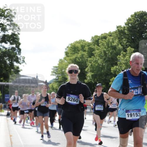29.06.2025 - hella hamburg halbmarathon Jannik Wohlers http://msf.ph/oto/8264840 29.06.2025 09:59:51 Lombardsbrücke 1019, 1180, 1239, 1264, 1526, 2027, 2086, 2099, 2159, 2346, 2447, 2582, 2584, 2606, 2652, 2730, 3177, 3181, 3319, 3861, 3898, 4594, 4632, 4796, 4813, 5272, 5728, 6082, 6084, 6104, 6220, 6260, 6470, 6581, 6636, 6891, 6892, 7159, 7717, 7786, 7824, 8394, 8531, 10044, 10268, 10534, 10582, 10742, 10759, 10766, 10788, 10797, 11083, 11158, 11159, 11324, 11846, 11960, 11992, 12213, 12248, 12513, 12646, 12773, 12774, 13234, 13236, 13512, 13847, 13993, 14429, 14750, 15097 meine-sportfotos.de