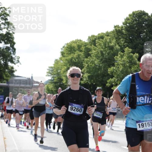 29.06.2025 - hella hamburg halbmarathon Jannik Wohlers http://msf.ph/oto/8264944 29.06.2025 09:59:51 Lombardsbrücke 1019, 1180, 1239, 1264, 1526, 2027, 2086, 2099, 2159, 2346, 2447, 2582, 2584, 2606, 2652, 2730, 3177, 3181, 3319, 3861, 3898, 4594, 4632, 4796, 4813, 5272, 5728, 6082, 6084, 6104, 6220, 6260, 6470, 6581, 6636, 6891, 6892, 7159, 7717, 7786, 7824, 8394, 8531, 10044, 10268, 10534, 10582, 10742, 10759, 10766, 10788, 10797, 11083, 11158, 11159, 11324, 11846, 11960, 11992, 12213, 12248, 12513, 12646, 12773, 12774, 13234, 13236, 13512, 13847, 13993, 14429, 14750, 15097 meine-sportfotos.de