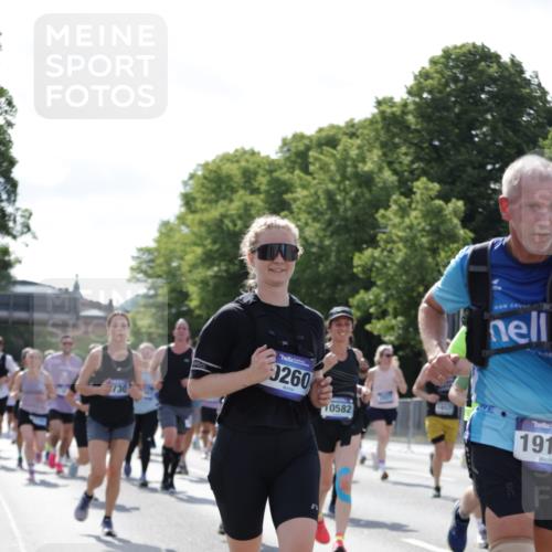 29.06.2025 - hella hamburg halbmarathon Jannik Wohlers http://msf.ph/oto/8265042 29.06.2025 09:59:52 Lombardsbrücke 1019, 1180, 1239, 1264, 1526, 2027, 2086, 2099, 2159, 2346, 2447, 2582, 2584, 2606, 2652, 2730, 3177, 3181, 3319, 3861, 3898, 4594, 4632, 4796, 4813, 4940, 5272, 5728, 6082, 6084, 6104, 6220, 6260, 6470, 6581, 6891, 6892, 7159, 7717, 7786, 7824, 8394, 8531, 10044, 10268, 10534, 10582, 10587, 10742, 10759, 10766, 10788, 10797, 11083, 11158, 11159, 11324, 11846, 11960, 11992, 12213, 12513, 12646, 12773, 12774, 13234, 13236, 13512, 13847, 13993, 14135 meine-sportfotos.de