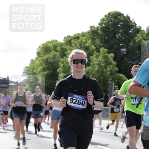 29.06.2025 - hella hamburg halbmarathon Jannik Wohlers http://msf.ph/oto/8265212 29.06.2025 09:59:52 Lombardsbrücke 1019, 1180, 1239, 1264, 1526, 2027, 2086, 2099, 2159, 2346, 2447, 2582, 2584, 2606, 2652, 2730, 3177, 3181, 3319, 3861, 3898, 4594, 4632, 4796, 4813, 4940, 5272, 5728, 6082, 6084, 6104, 6220, 6260, 6470, 6581, 6891, 6892, 7159, 7717, 7786, 7824, 8394, 8531, 10044, 10268, 10534, 10582, 10587, 10742, 10759, 10766, 10788, 10797, 11083, 11158, 11159, 11324, 11846, 11960, 11992, 12213, 12513, 12646, 12773, 12774, 13234, 13236, 13512, 13847, 13993, 14135 meine-sportfotos.de