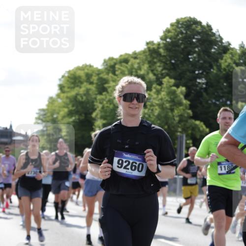 29.06.2025 - hella hamburg halbmarathon Jannik Wohlers http://msf.ph/oto/8265235 29.06.2025 09:59:52 Lombardsbrücke 1019, 1180, 1239, 1264, 1526, 2027, 2086, 2099, 2159, 2346, 2447, 2582, 2584, 2606, 2652, 2730, 3177, 3181, 3319, 3861, 3898, 4594, 4632, 4796, 4813, 4940, 5272, 5728, 6082, 6084, 6104, 6220, 6260, 6470, 6581, 6891, 6892, 7159, 7717, 7786, 7824, 8394, 8531, 10044, 10268, 10534, 10582, 10587, 10742, 10759, 10766, 10788, 10797, 11083, 11158, 11159, 11324, 11846, 11960, 11992, 12213, 12513, 12646, 12773, 12774, 13234, 13236, 13512, 13847, 13993, 14135 meine-sportfotos.de