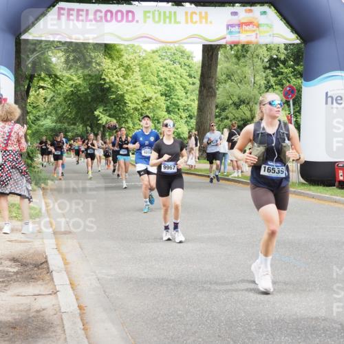 29.06.2025 - hella hamburg halbmarathon MichiJ http://msf.ph/oto/8265375 29.06.2025 10:54:26 Zwischen KM18-KM19 3488, 6196, 9967, 14203, 16539, 16723 meine-sportfotos.de