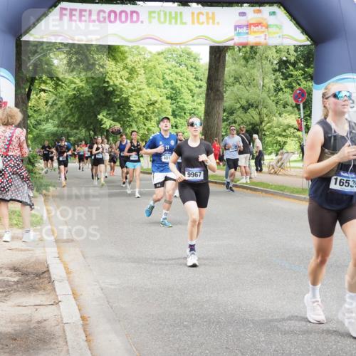 29.06.2025 - hella hamburg halbmarathon MichiJ http://msf.ph/oto/8265435 29.06.2025 10:54:27 Zwischen KM18-KM19 6196, 9967, 14203, 16539, 16723 meine-sportfotos.de