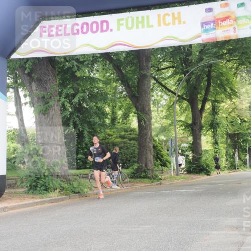 29.06.2025 - hella hamburg halbmarathon KatJ http://msf.ph/oto/8265685 29.06.2025 10:05:31 Zwischen KM18-KM19  meine-sportfotos.de
