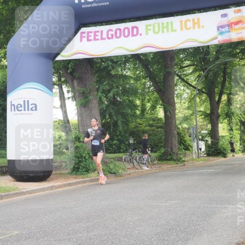 29.06.2025 - hella hamburg halbmarathon KatJ http://msf.ph/oto/8265751 29.06.2025 10:05:32 Zwischen KM18-KM19  meine-sportfotos.de
