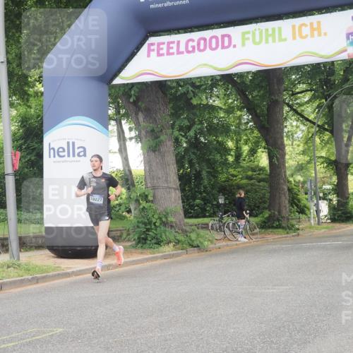 29.06.2025 - hella hamburg halbmarathon KatJ http://msf.ph/oto/8265845 29.06.2025 10:05:33 Zwischen KM18-KM19  meine-sportfotos.de