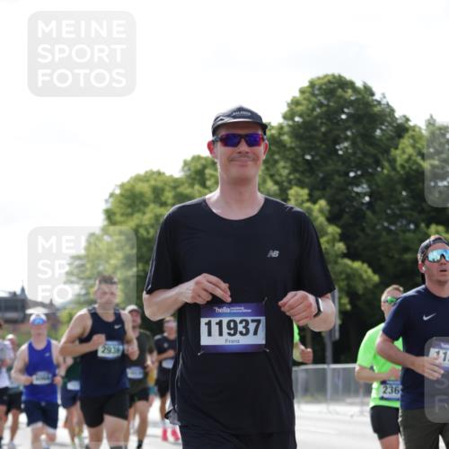 29.06.2025 - hella hamburg halbmarathon Jannik Wohlers http://msf.ph/oto/8265889 29.06.2025 10:00:45 Lombardsbrücke 1130, 1387, 1420, 1726, 2006, 2091, 2354, 2363, 2490, 2936, 3625, 3740, 4068, 4238, 4249, 4708, 6147, 0000, 6487, 6531, 6591, 6835, 7658, 7757, 7759, 7846, 8045, 8046, 8326, 9932, 10188, 10383, 11937, 12196, 12206, 12261, 13287, 13516, 15083, 15240, 15527, 15726, 15838, 16401, 16517, 16530, 16594, 16602, 16786, 16922, 17304, 17387, 17543, 17739, 18029, 18327, 18355, 18452, 18759, 18796 meine-sportfotos.de