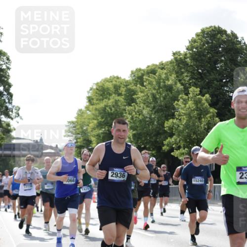 29.06.2025 - hella hamburg halbmarathon Jannik Wohlers http://msf.ph/oto/8265924 29.06.2025 10:00:46 Lombardsbrücke 1130, 1387, 1420, 1726, 2006, 2091, 2354, 2363, 2490, 2936, 3625, 3740, 4068, 4238, 4249, 4370, 4708, 6147, 0000, 6487, 6531, 6591, 6835, 7658, 7846, 8045, 8046, 9932, 10188, 10383, 11465, 11937, 12196, 12206, 12261, 13287, 13516, 15083, 15240, 15527, 15726, 15838, 16401, 16517, 16530, 16594, 16602, 16786, 17387, 17543, 17739, 18029, 18327, 18355, 18452, 18759, 18796 meine-sportfotos.de
