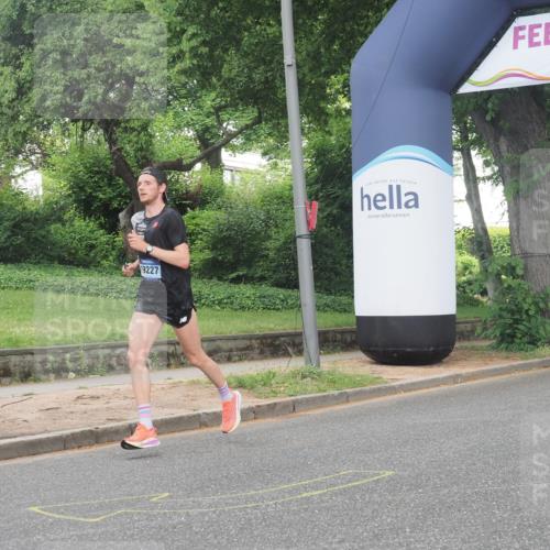 29.06.2025 - hella hamburg halbmarathon KatJ http://msf.ph/oto/8265982 29.06.2025 10:05:34 Zwischen KM18-KM19  meine-sportfotos.de