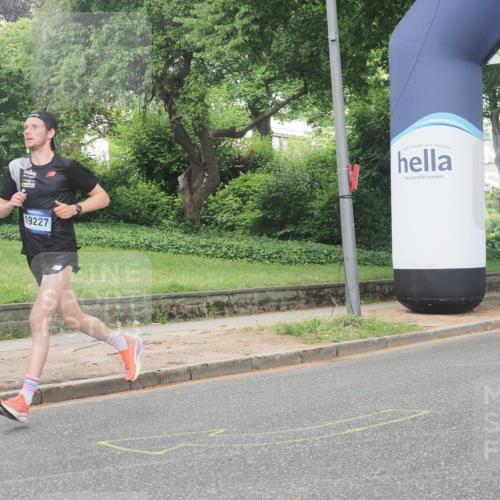 29.06.2025 - hella hamburg halbmarathon KatJ http://msf.ph/oto/8266087 29.06.2025 10:05:34 Zwischen KM18-KM19  meine-sportfotos.de