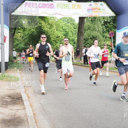 29.06.2025 - hella hamburg halbmarathon MichiJ http://msf.ph/oto/8266138 29.06.2025 10:30:36 Zwischen KM18-KM19 1512, 1903, 5124, 5690, 6639, 7363, 8359, 8694, 9815, 12098, 12588, 14275, 14811, 15255, 15328, 16507, 17032, 17159, 17637, 17926, 18509 meine-sportfotos.de
