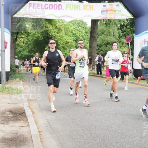 29.06.2025 - hella hamburg halbmarathon MichiJ http://msf.ph/oto/8266158 29.06.2025 10:30:36 Zwischen KM18-KM19 1512, 1903, 5124, 5690, 6639, 7363, 8359, 8694, 9815, 12098, 12588, 14275, 14811, 15255, 15328, 16507, 17032, 17159, 17637, 17926, 18509 meine-sportfotos.de