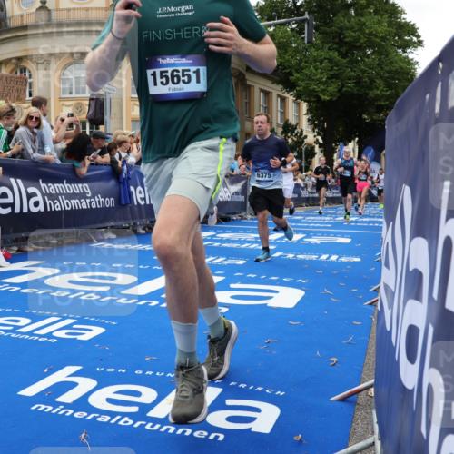 29.06.2025 - hella hamburg halbmarathon Strokosch-Dieckow http://msf.ph/oto/8266223 29.06.2025 10:45:14 Ziel 2188, 2270, 2367, 2470, 3186, 5706, 6054, 6375, 6575, 6819, 7087, 9105, 9302, 10064, 11469, 12783, 15563, 15636, 15651, 15741, 15760, 16513, 16685, 16689, 17120, 17499, 17960, 18346, 18718 meine-sportfotos.de