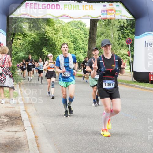 29.06.2025 - hella hamburg halbmarathon MichiJ http://msf.ph/oto/8266225 29.06.2025 10:54:34 Zwischen KM18-KM19 1367, 2963, 2964, 4014, 5363, 9967, 11088, 11355, 11641, 15945, 16824, 16976, 17062 meine-sportfotos.de