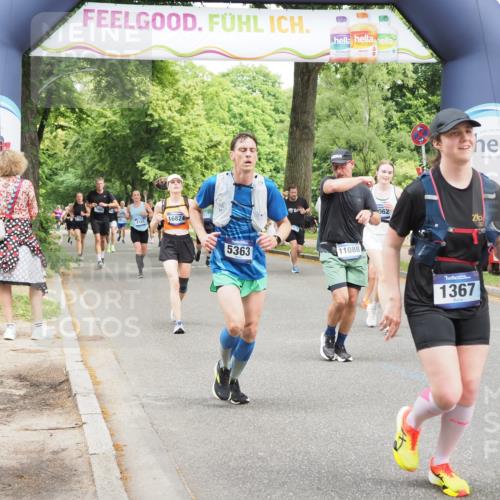 29.06.2025 - hella hamburg halbmarathon MichiJ http://msf.ph/oto/8266277 29.06.2025 10:54:35 Zwischen KM18-KM19 1367, 2963, 2964, 4014, 5363, 11088, 11355, 11641, 15945, 16824, 16976, 17062 meine-sportfotos.de
