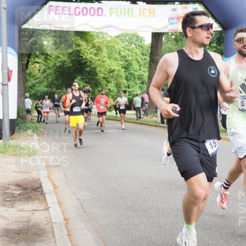 29.06.2025 - hella hamburg halbmarathon MichiJ http://msf.ph/oto/8266306 29.06.2025 10:30:37 Zwischen KM18-KM19 1512, 1903, 5124, 5690, 6639, 7363, 8359, 8694, 9815, 12098, 14275, 14811, 15255, 15328, 16507, 17032, 17159, 17637, 17926, 18509 meine-sportfotos.de