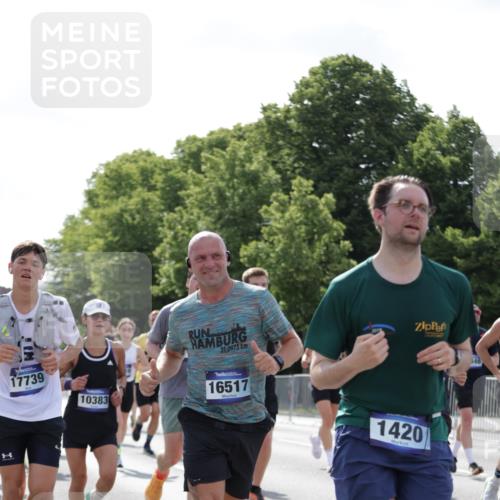29.06.2025 - hella hamburg halbmarathon Jannik Wohlers http://msf.ph/oto/8266354 29.06.2025 10:00:49 Lombardsbrücke 1130, 1387, 1420, 1726, 2006, 2091, 2354, 2363, 2490, 2936, 3625, 4068, 4238, 4249, 4319, 4370, 0000, 6487, 6531, 6591, 6835, 6924, 7846, 8045, 8046, 9932, 10188, 10383, 10576, 11465, 11937, 12206, 12261, 13516, 15083, 15240, 15726, 15838, 16401, 16517, 16530, 16594, 16602, 16786, 17387, 17543, 17739, 18029, 18327, 18355, 18452, 18759, 18796, 18833, 19002, 19003 meine-sportfotos.de