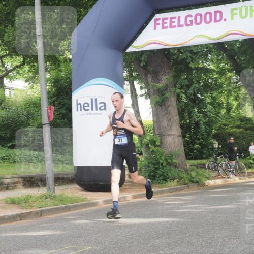 29.06.2025 - hella hamburg halbmarathon KatJ http://msf.ph/oto/8266373 29.06.2025 10:05:47 Zwischen KM18-KM19 31 meine-sportfotos.de