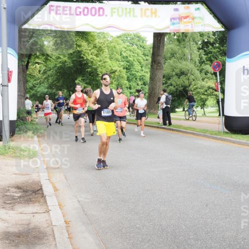 29.06.2025 - hella hamburg halbmarathon MichiJ http://msf.ph/oto/8266487 29.06.2025 10:30:38 Zwischen KM18-KM19 1512, 1903, 3523, 5124, 5690, 7363, 8359, 8694, 9815, 12098, 14275, 15095, 15328, 17032, 17159, 17926, 18509 meine-sportfotos.de